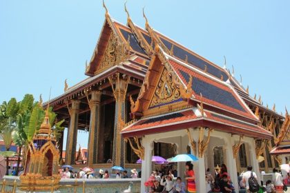 دانلود بانکوک، تایلند – 2015 آوریل 21 امپراطوری معبد بودا معبد بودایی ترین مقدس است، یک نماد قوی سیاسی دینی و پالادیوم تایلندی