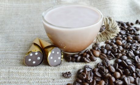 دانلود شیرینی ، آب نبات ، لوبیا قهوه ، شیرینی. کاکائو را با مارمالو ، شیر و شکلات ، چوب دارچین ، شکلات_001