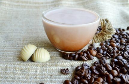 دانلود شیرینی ، آب نبات ، حبوبات قهوه ، شیرینی. کاکائو را با مارمالو ، شیر و شکلات ، چوب دارچین ، شکلات_002