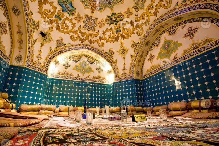 دانلود اصفهان ، ایران – اکتبر 15 اتاق با شام تنظیم شده در رستوران خاورمیانه سنتی در P