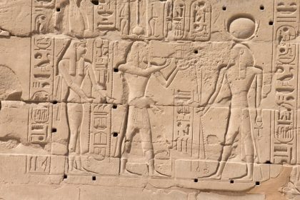 دانلود هیروگلیف های قدیمی مصر حک شده روی سنگ_001