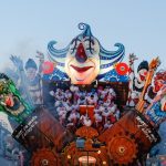 دانلود عکس مترو در حال حرکت در ایستگاه