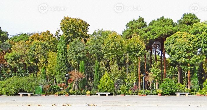 دانلود نقاشی رنگی نقاشی رنگارنگ زیبا باغ ایرانی سنتی ایرانی در اصفهان، ایران بافت با ماسه سنگ