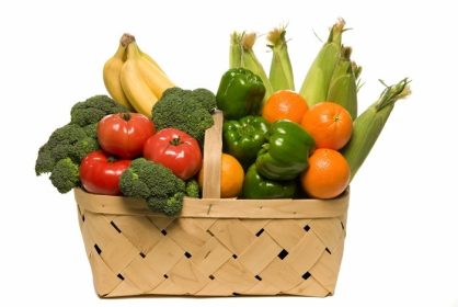 دانلود سبزیجات و میوه های تازه سبد پر از میوه و سبزیجات تازه