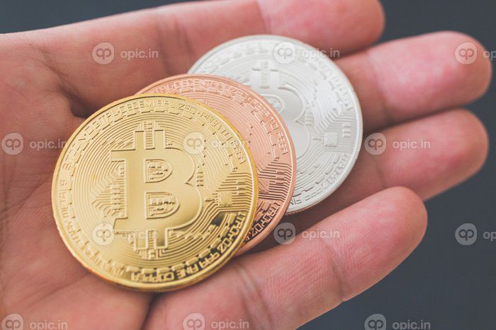 دانلود عکس مفهوم ارز دیجیتال سکه بیت کوین