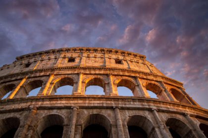 دانلود عکس کولوسئوم معروف کولوسئوم رم در اوایل غروب آفتاب