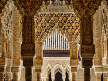 دانلود عکس گرانادا اسپانیا بخشی از کاخ الحمرا در گرانادا