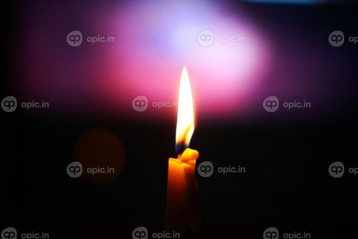 دانلود عکس نور شمع با پس زمینه بوکه