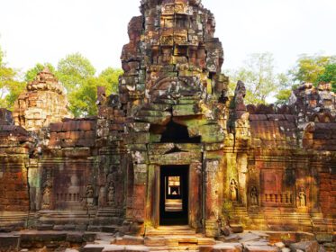 دانلود عکس خرابه معماری سنگی در معبد تا سوم سیم ریپ کامبوج