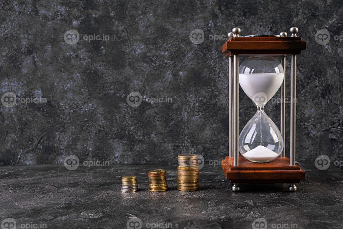 دانلود عکس پول سکه صرفه جویی در زمان مفهوم بحران کسب و کار
