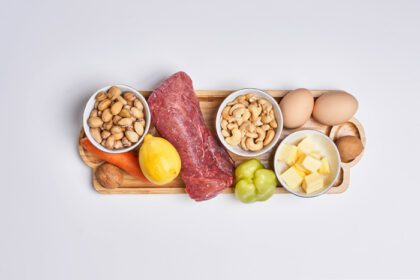 دانلود عکس مجموعه غذای سالم گوشت آجیل سبزیجات پروتئینی و