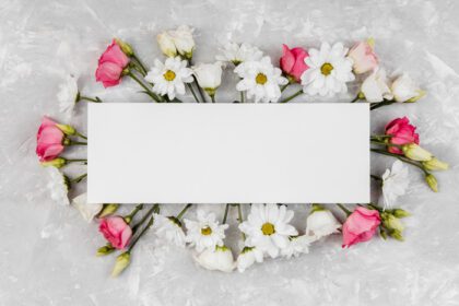دانلود عکس ترکیب بندی گل های بهاری زیبا با قاب خالی