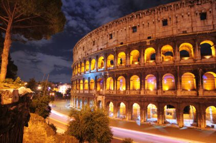 دانلود عکس کولوسئوم در شب رم