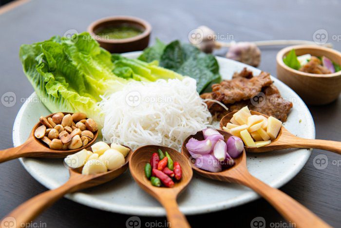 دانلود عکس غذاهای خوشمزه تایلندی که توسط سرآشپزهای معتبر تایلندی تهیه شده است