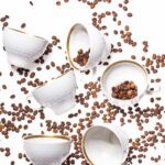 وکتور تمرین مردان مجموعه مردانه در حال انجام تمرینات تناسب اندام و یوگا