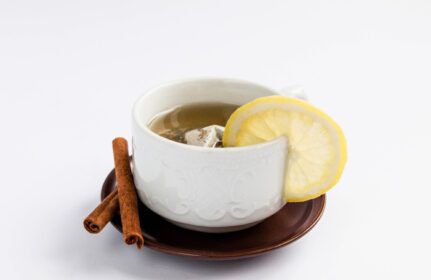 دانلود عکس چای میوه ای سالم با لیمو و دارچین
