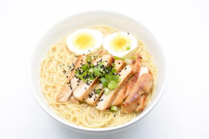 دانلود عکس میسو رامن با غذای خانگی ژاپنی تخم مرغ و خوک