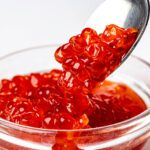 دانلود وکتور عاشق شدن بیان یک گونی زیبا با چشمانی شکل