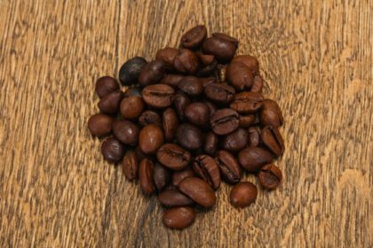 دانلود عکس دانه های قهوه بو داده برای آشپزی