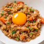 دانلود وکتور رنگارنگ پس زمینه پترن تولدت مبارک