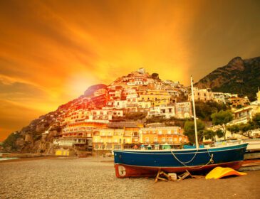 دانلود عکس منظره زیبای ساحل پوزیتانو شهر سورنتو در جنوب ایتالیا