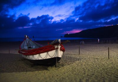 دانلود عکس قایق های چوبی رنگی ساحل نظاره پرتغال نمای پانوراما
