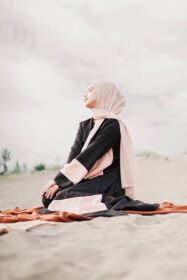 دانلود عکس مدل زن زیبای اسلامی با حجاب الف