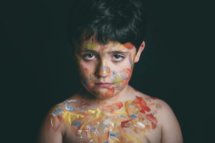 دانلود عکس کودک با نقاشی چهره