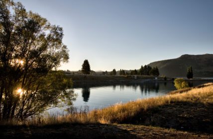 دانلود عکس دریاچه تکاپو نیوزیلند