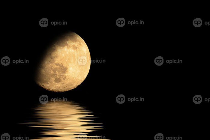 دانلود عکس نیمه ماه و سایه