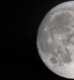 دانلود عکس ماکت ماه