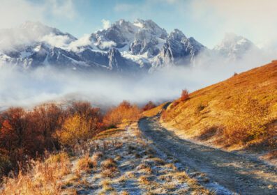 دانلود عکس جاده زمستانی صحنه دراماتیک غروب خورشید فوق العاده کارپات