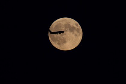 دانلود عکس دیدنی ماه کامل شهریور