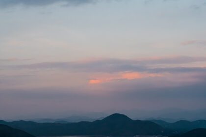 دانلود عکس مناظر پانوراما از منظره کوه در غروب عصر
