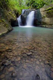 دانلود عکس آبشار مخفی خیره کننده در طبیعت
