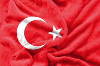 دانلود عکس بافت مواج پارچه پرچم ملی ترکیه