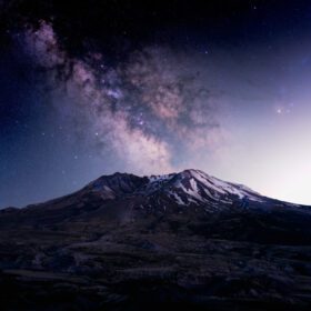 دانلود والپیپر عکاسی طبیعت کوه منظره شب شب