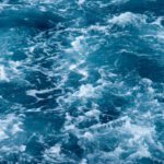 دانلود وکتور ترک خورده تصویر بتن خاکستری وکتور پس زمینه گرانج