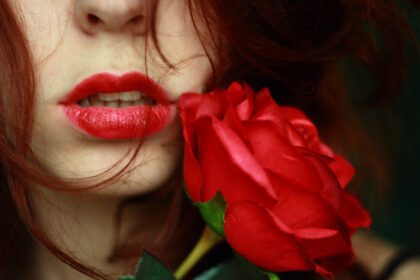 دانلود والپیپر پرتره مو قرمز عشق عکاسی از آرایش قرمز
